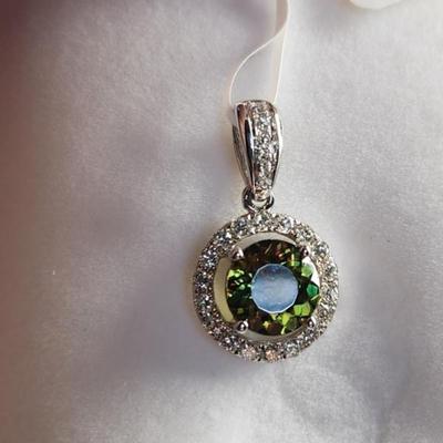 Brand New Rare 14k White Gold Color Change Sphene 1.28cttw