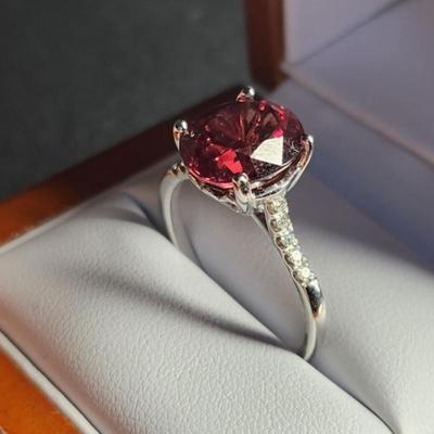 14k White Gold Oval 7.46 Cttw Malaya Garnet Diamond Ring Size 12