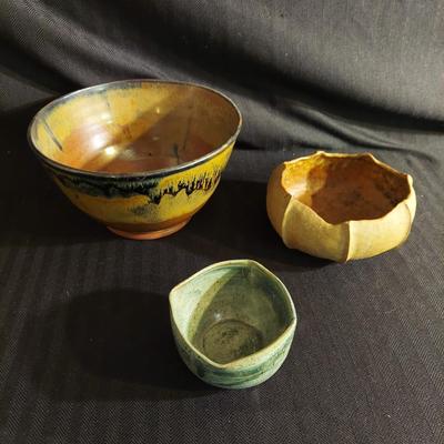 Three Stoneware Bowls (BS-BBL)