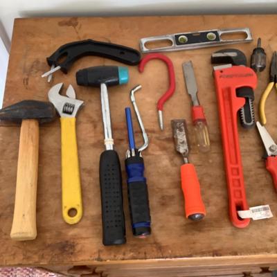 Sale Photo Thumbnail #1595: assortment of tools