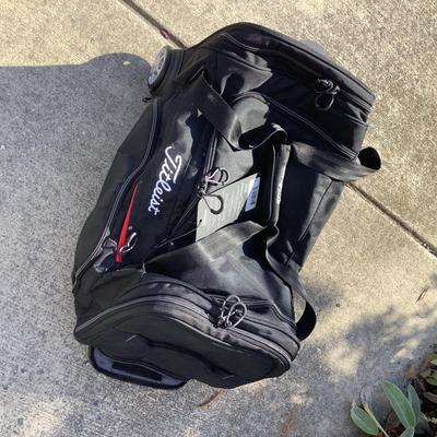 503 New Titleist Rolling Travel Bag or Duffle Bag