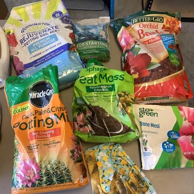 513 Assortments of Garden Soils & Chemicals