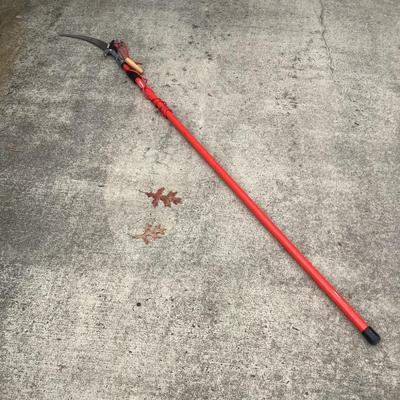 515 Corona 8' Tree Pruner