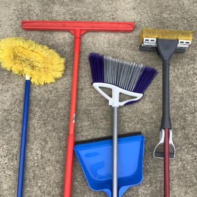 517 Household Cleaning Supplies