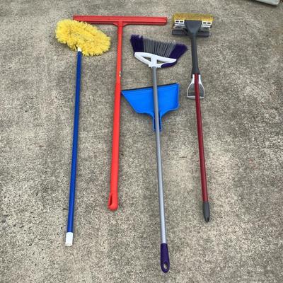 517 Household Cleaning Supplies