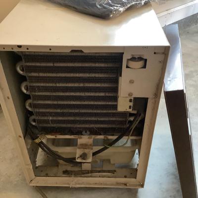521 Vintage AC on Wheels