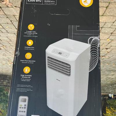 Hisense 5500 BTU 200SF Portable Air Conditioner