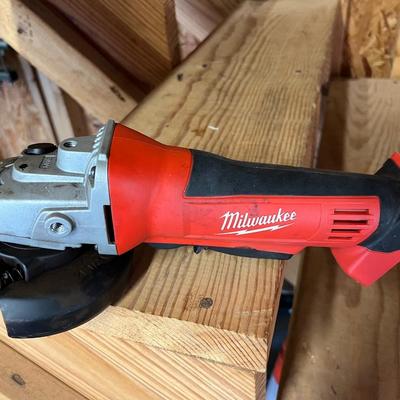 FasTak Finish Nailer, Hydraulic Jack, Skill Router, Cordless Grinder, Compressor, Brand New Plate Joiner
