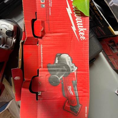 FasTak Finish Nailer, Hydraulic Jack, Skill Router, Cordless Grinder, Compressor, Brand New Plate Joiner