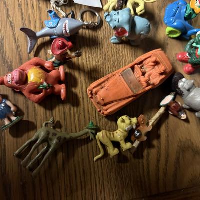 Yo-yo and other vintage toys