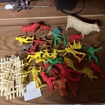 Cowboy, Dino’s and Indians