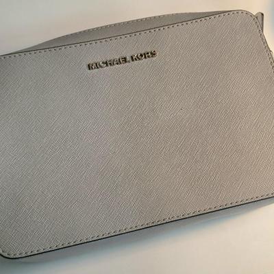 Grey Jet Set Michael Kors Crossbody Purse