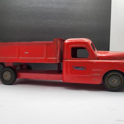 1940's Structo Toys Red Steel Truck