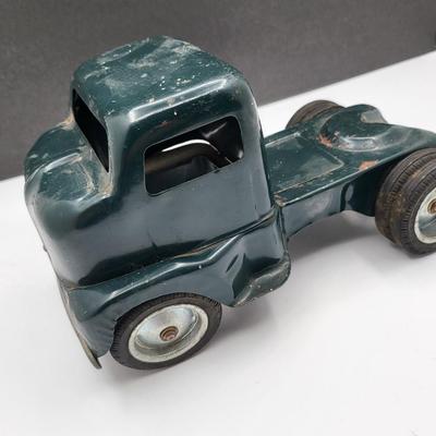 1950's Frederick & Nelson Green Metal Semi Truck (Tonka)
