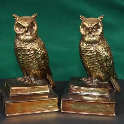 PAIR OF BRASS OWL BOOKENDS/ RESTING ON BRASS BOOKS/ 6 3/4"
