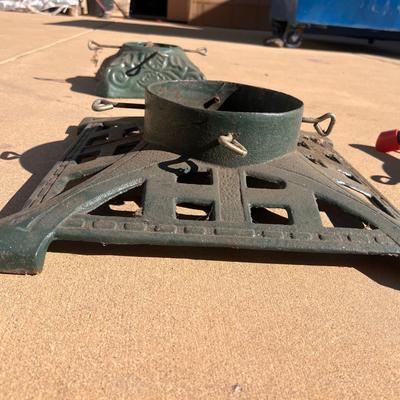 Vintage Christmas Tree Stand, Cast Iron Green Painted Christmas Tree Stand