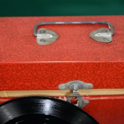 RED VINTAGE METAL 45 RECORD CARRIER /
