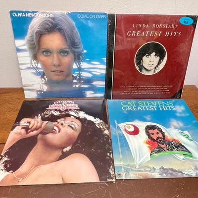 Vintage Vinyl Record Lot - 4 -albums - Olivia Newton John, Cat Stevens, etc
