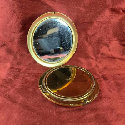 Volupte' Vintage Ladies Compact