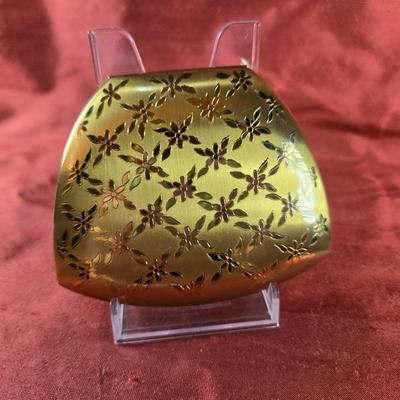 Vintage Purse Shaped Elgin America Compact