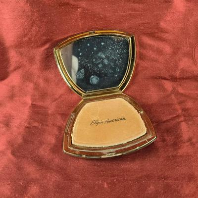 Vintage Purse Shaped Elgin America Compact
