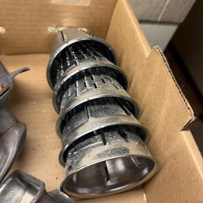 Crank food processor