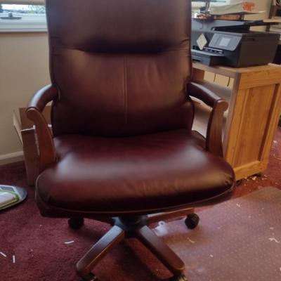 Large, Executive Rolling Office Chair- Approx 27 3/4" Wide