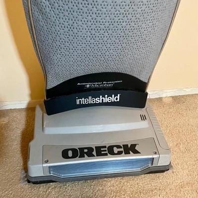 Oreck XL21 Vacuum