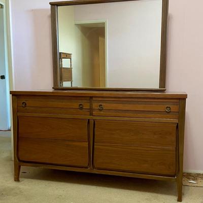Vintage 6-Drawer Wood Dresser with Mirror Walnut Mid Century