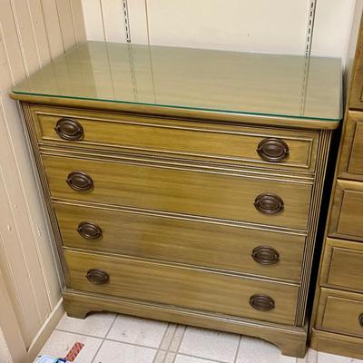 Lowboy 4 Drawer Dresser