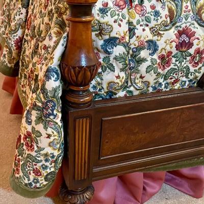 Vintage Wood Bed - Full Size