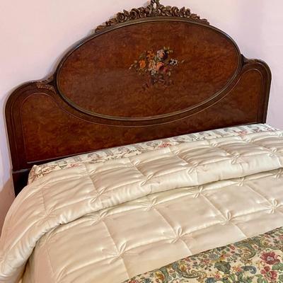 Vintage Wood Bed - Full Size