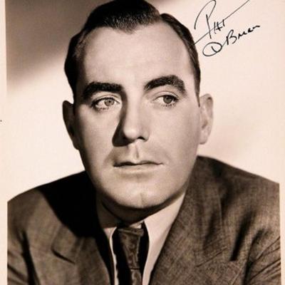 Pat O'Brien signed portrait photo 