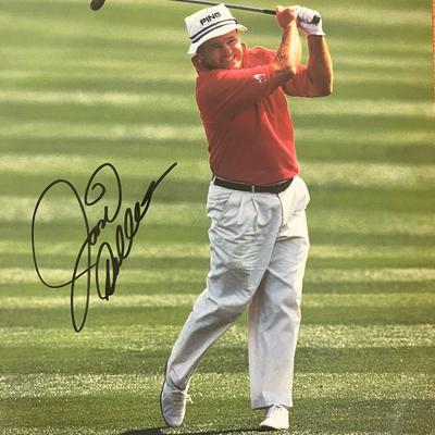 Professional golfer Jim Colbert signed magazine page 

