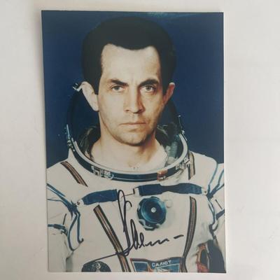 Cosmonaut Aleksandr Ivanchenkov signed photo