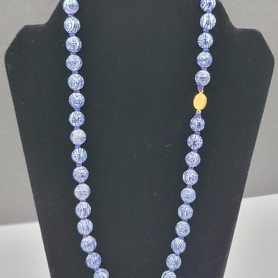 Vintage Blue & White Ceramic Bead Necklace 22"