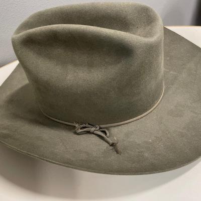 Stetson & Resistol cowboy hats