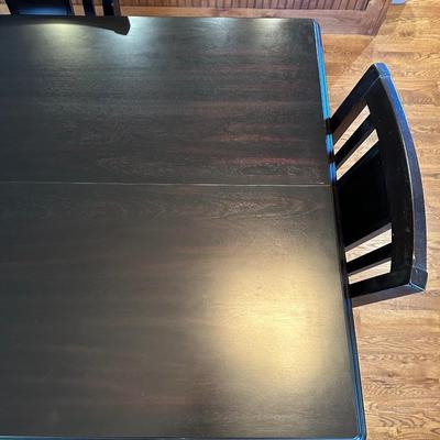 COUNTERTOP HEIGHT DINING TABLE W/BUILT IN (BUTTERFLY) LEAF AND 4 CHAIRS