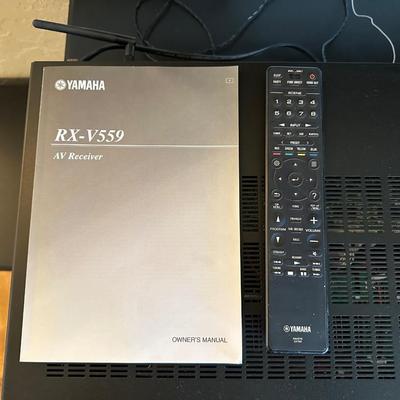 YAMAHA RX-V559 AV RECEIVER W/REMOTE