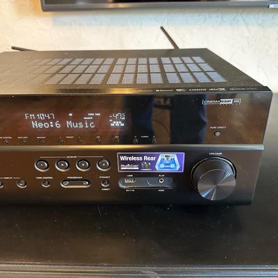 YAMAHA RX-V559 AV RECEIVER W/REMOTE