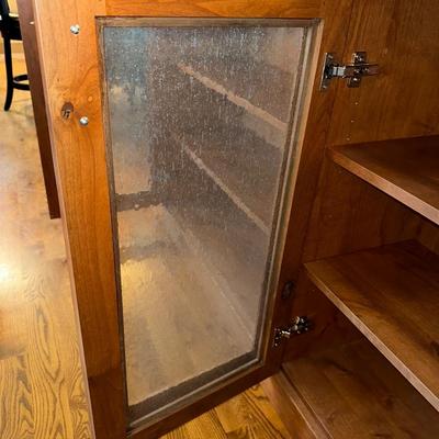 VERY NICE 4 DOOR GLASS DISPLAY CABINET