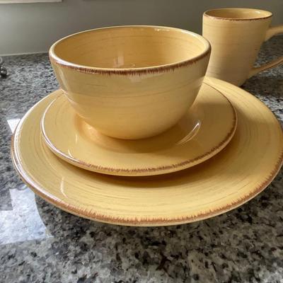 Tag Bread Plates, Dinner Plates, Bowls & Cups