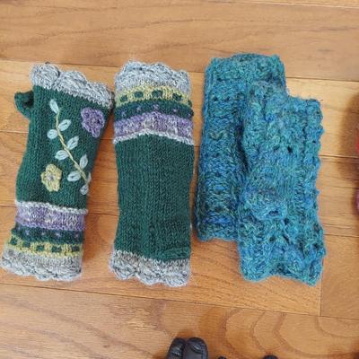 Winter Hats, Gloves and Headbands (HC2-BBL)