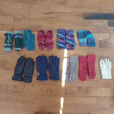 Winter Hats, Gloves and Headbands (HC2-BBL)
