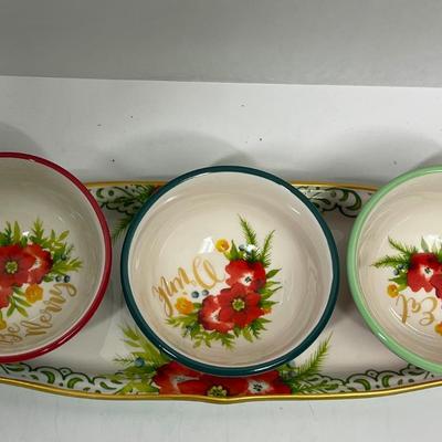 The Pioneer Woman Condiment set