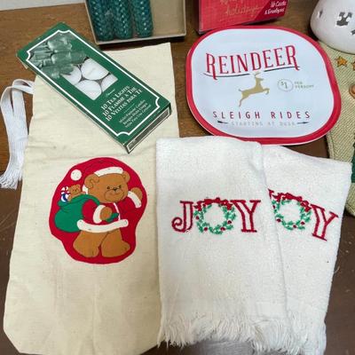 Christmas Home DECOR LOT - Guest Towels, Candles, plate, cards, etc