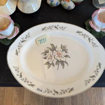 Beautiful serving plate & floral candleholders