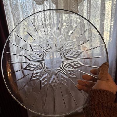 4 serving plates