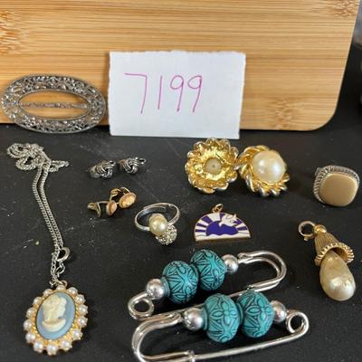 Jewelry assortment