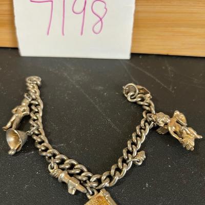 Bracelet